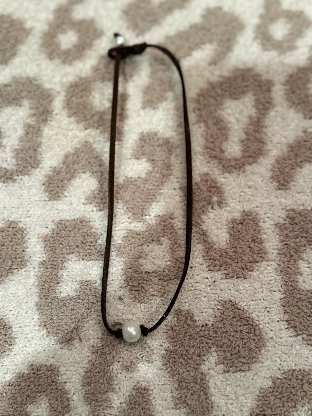 Minimal Pearl Cord Necklace - Black
